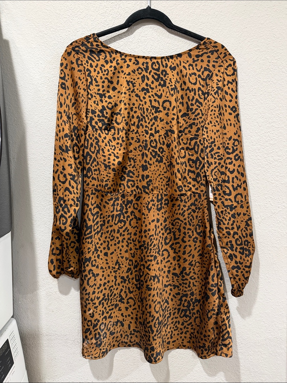 Black Tape_ Leopard Print Long Sleeve Dress - Rust & Black